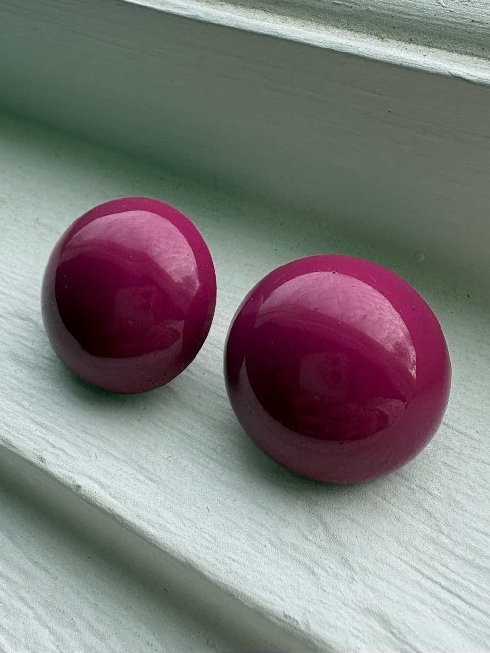 Vintage Round Dome Earrings in Deep Berry Pink